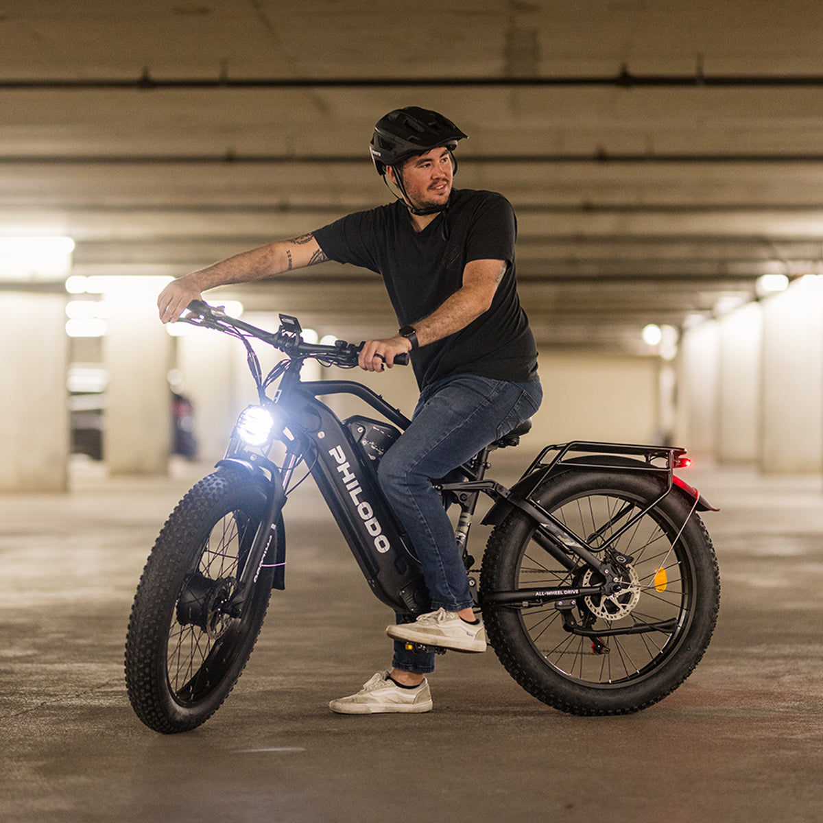 PHILODO Jumbo divu motoru, divu akumulatoru, pilnas piekares elektriskais velosipēds