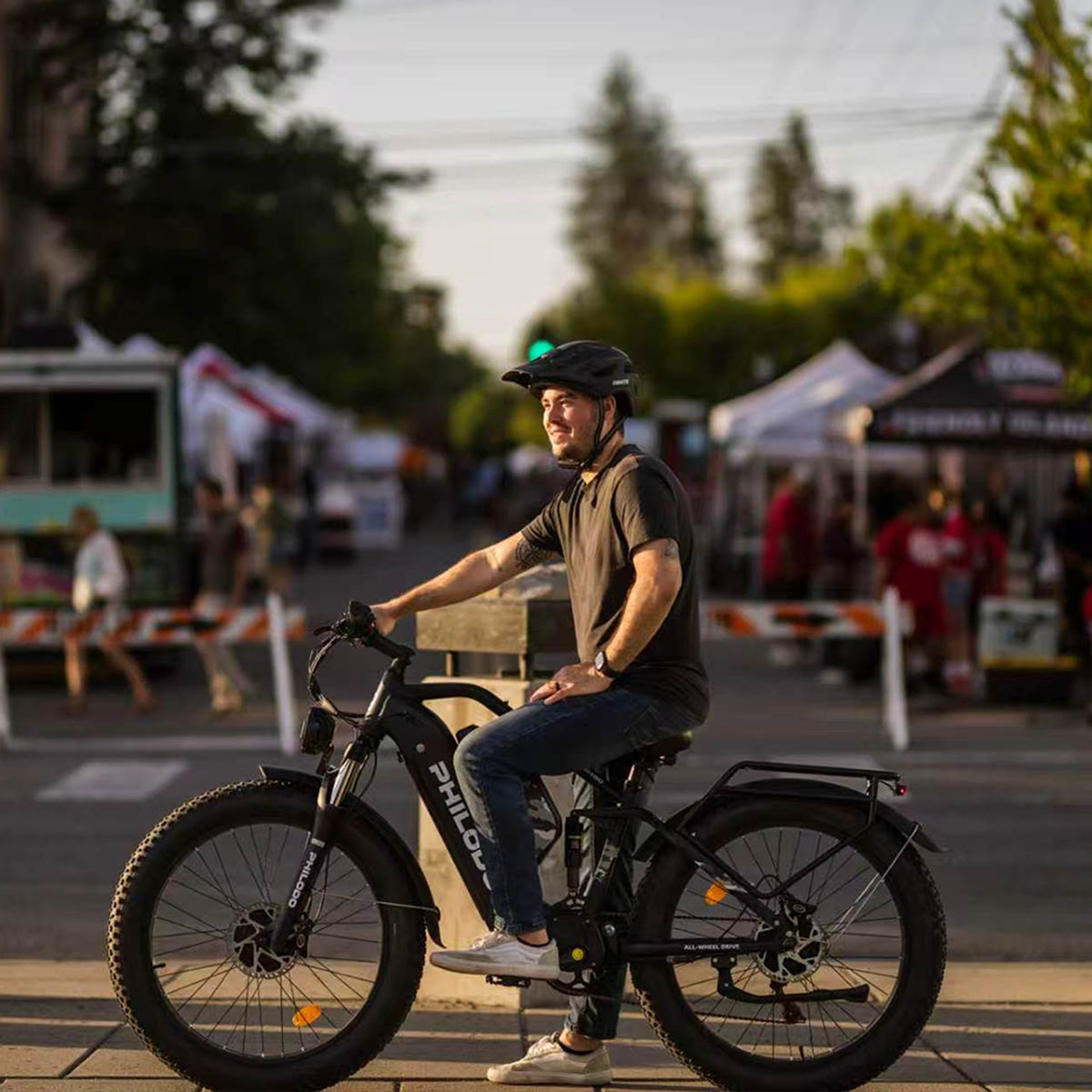 PHILODO Jumbo divu motoru, divu akumulatoru, pilnas piekares elektriskais velosipēds