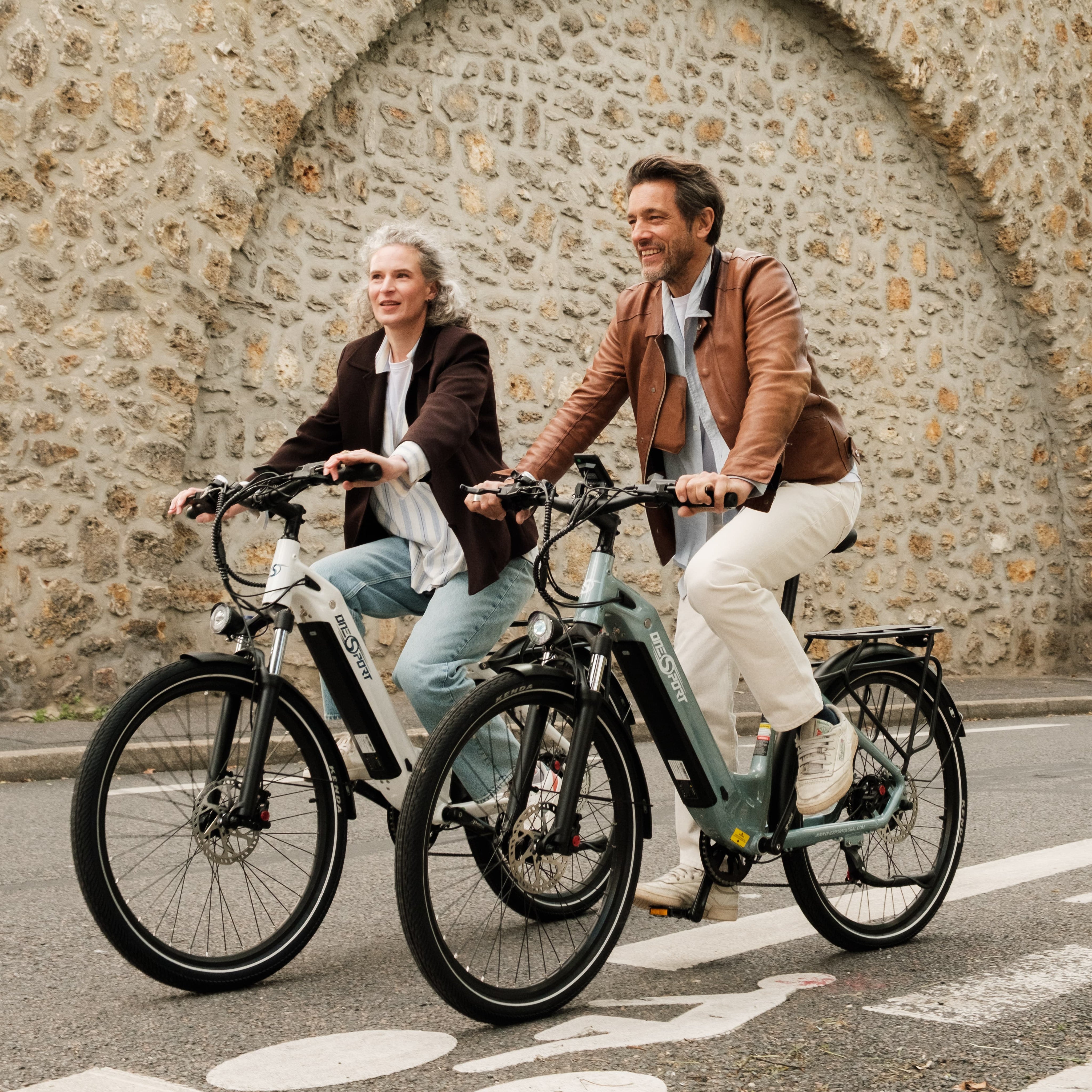 OneSport OT05 pilsētas elektriskais velosipēds